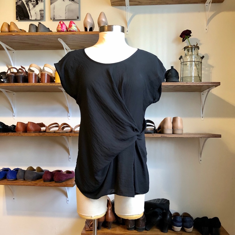 Black Pullover Blouse with Waist Detail